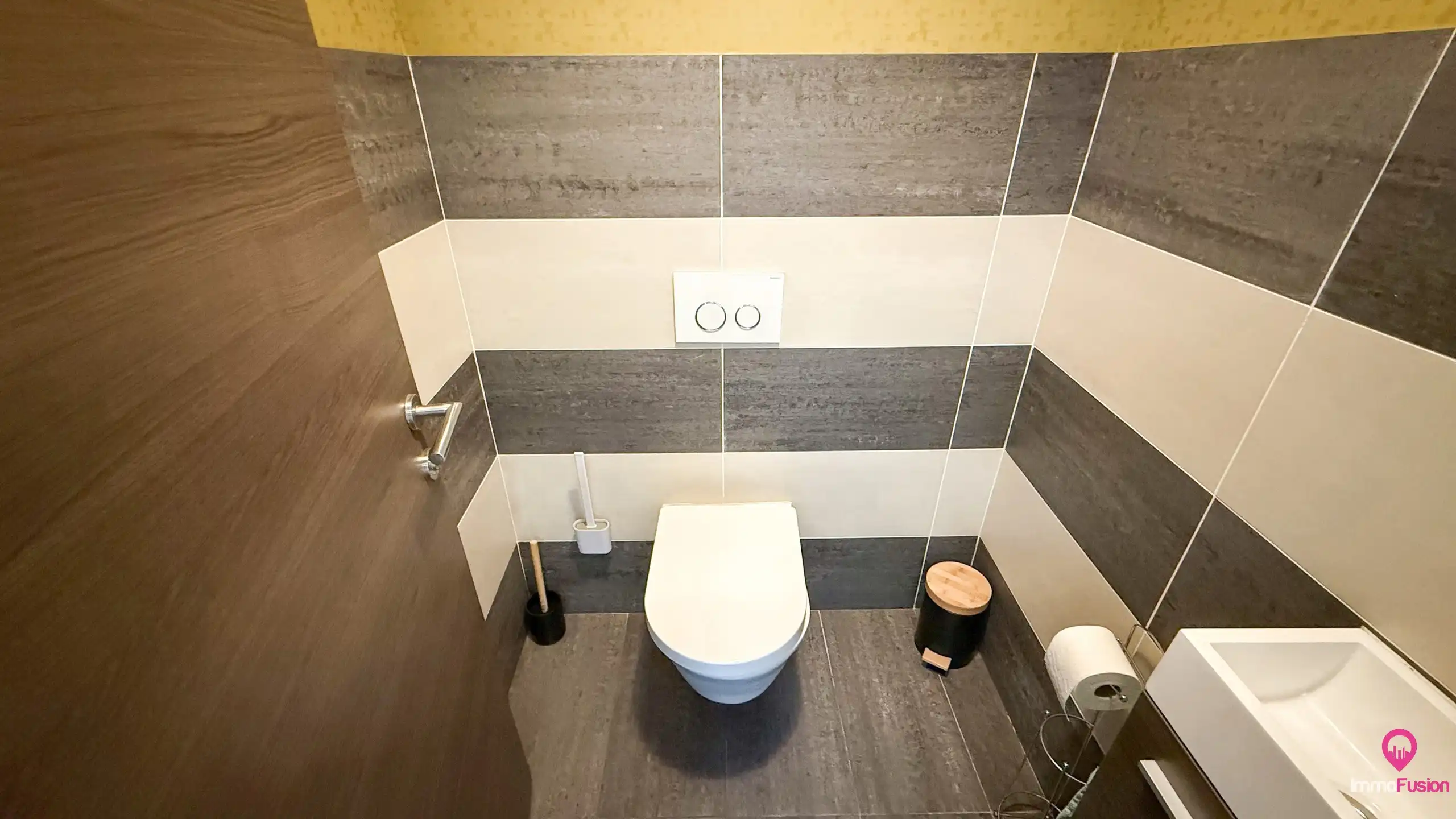 Instapklare open bebouwing met 4slpks op perceel van 10are! foto 18