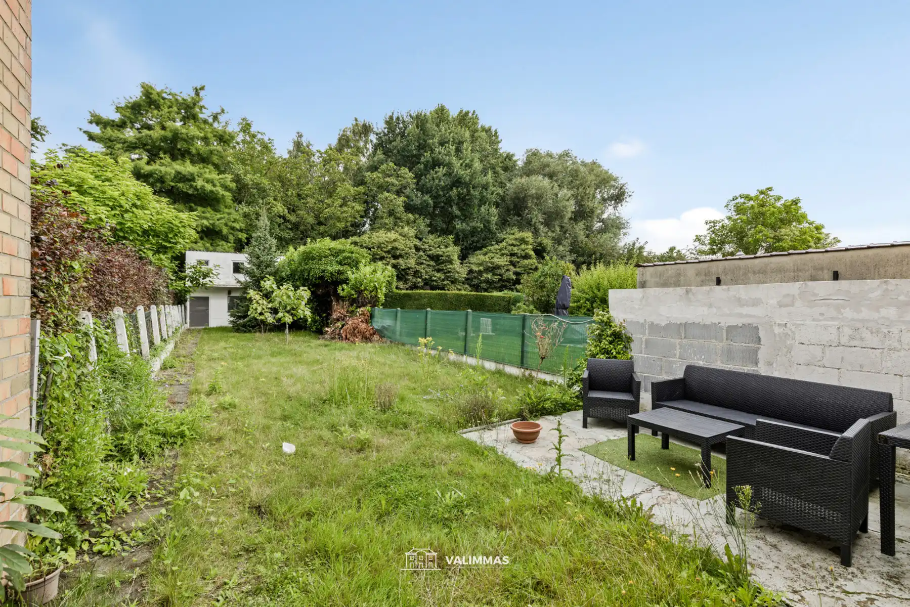 Verzorgde en welgelegen rijwoning met ruime garage, tuin... foto 5