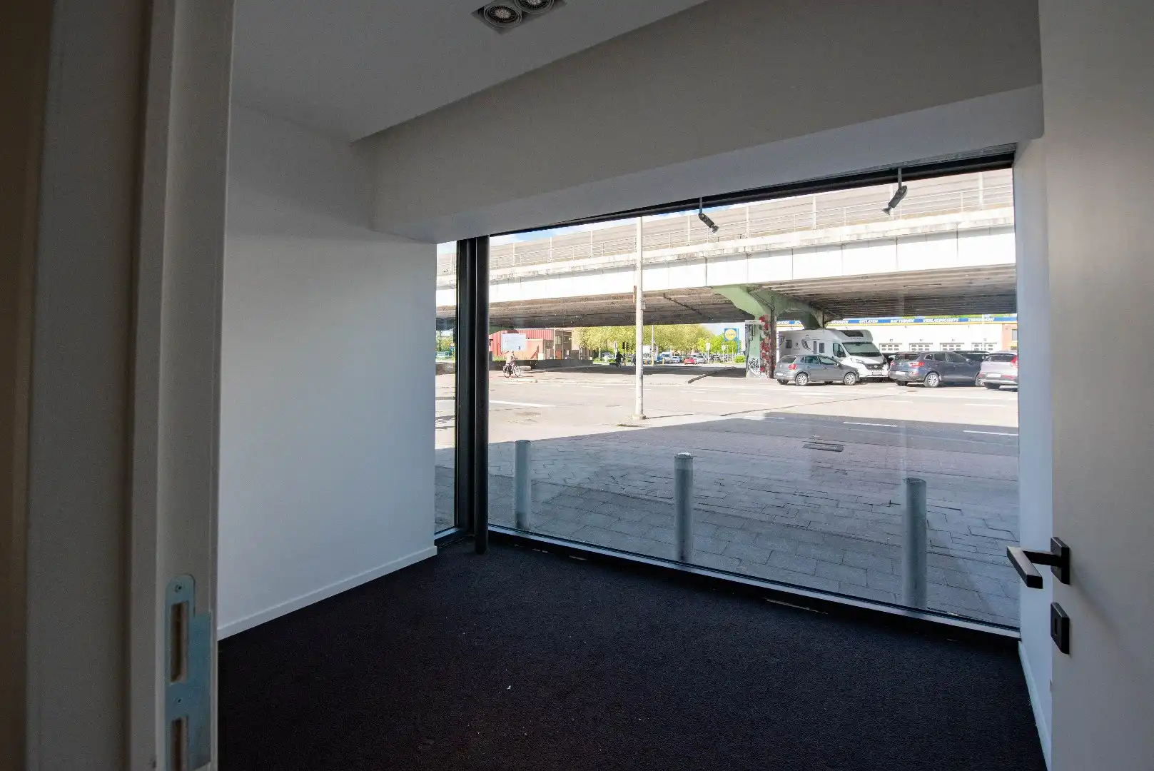 Boomsesteenweg 223 - Veelzijdige commerciële ruimtes te Wilrijk  foto 6