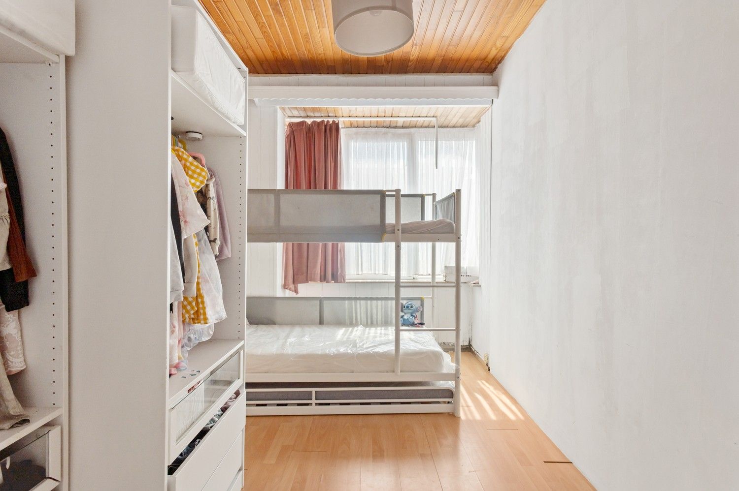 Huis met 3 slaapkamers en tuin te Deurne! foto 16