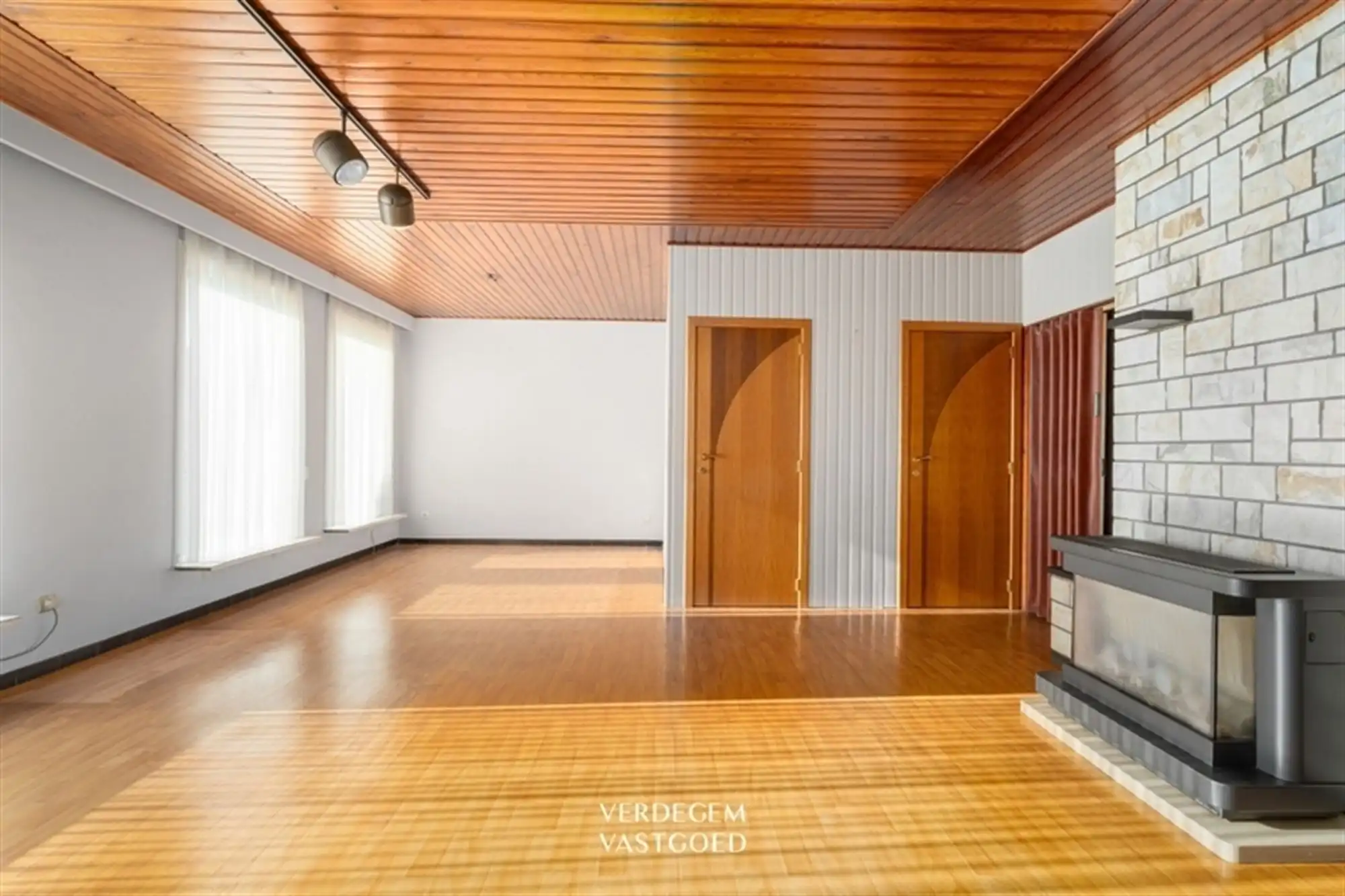 Rustig gelegen bungalow met 3 slaapkamers, garage en tuin foto 7