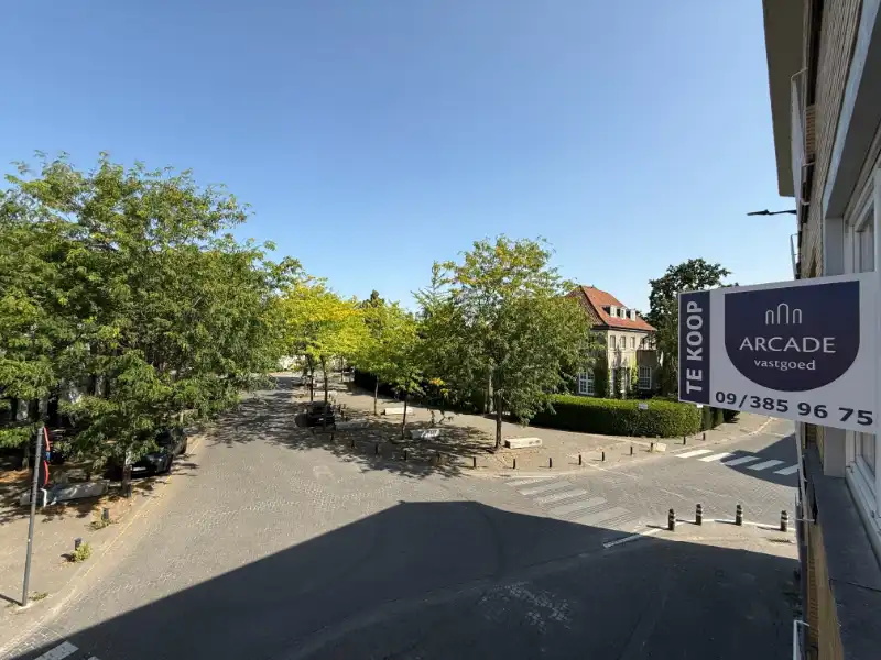 Prachtig luxe-appartement op toplocatie nabij de Rozebroeken – energiezuinig wonen in stijl foto {{pictureIndex}}