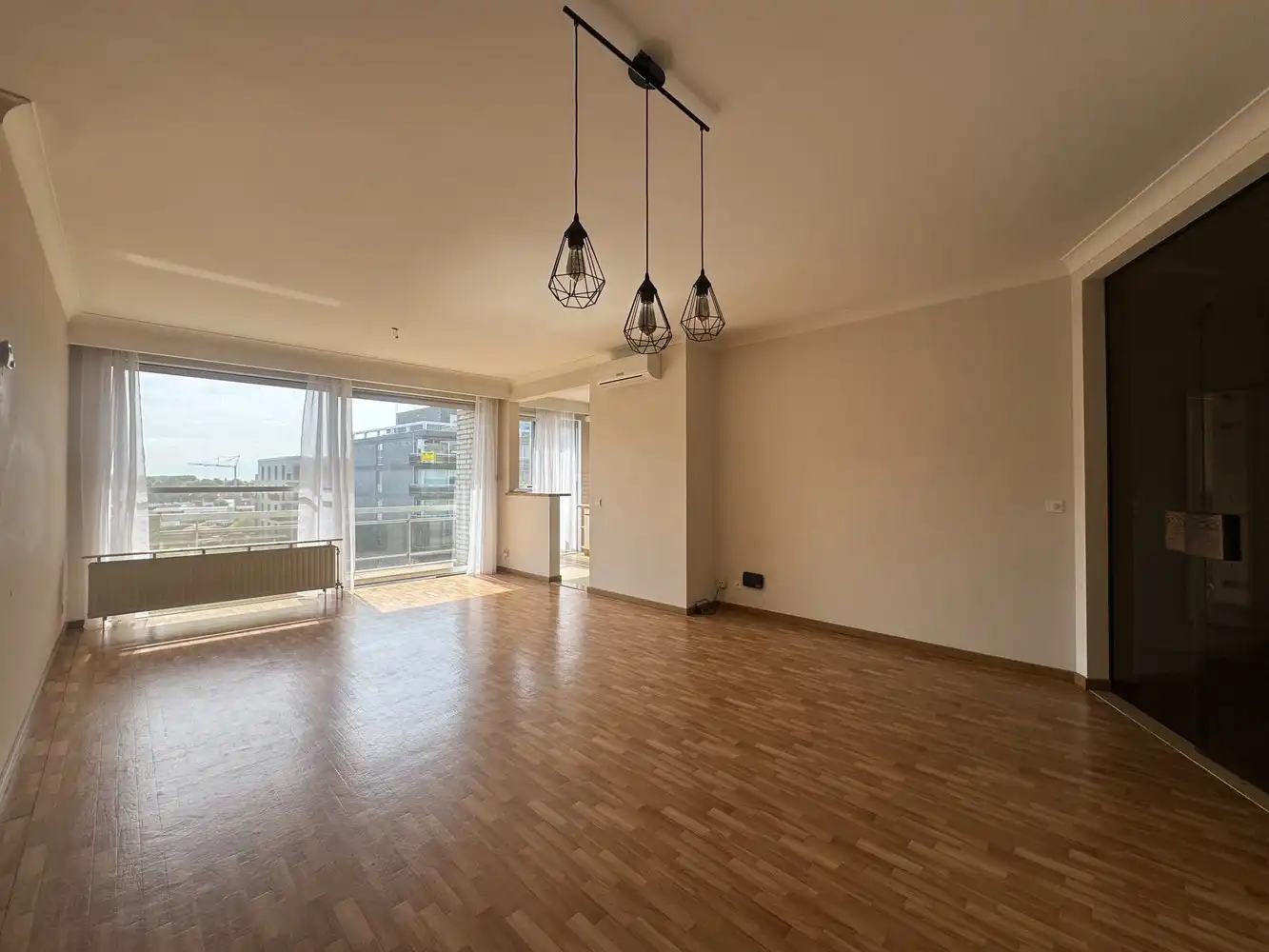 Ruim 1-slaapkamer appartement met airco op de vijfde verdieping foto 6