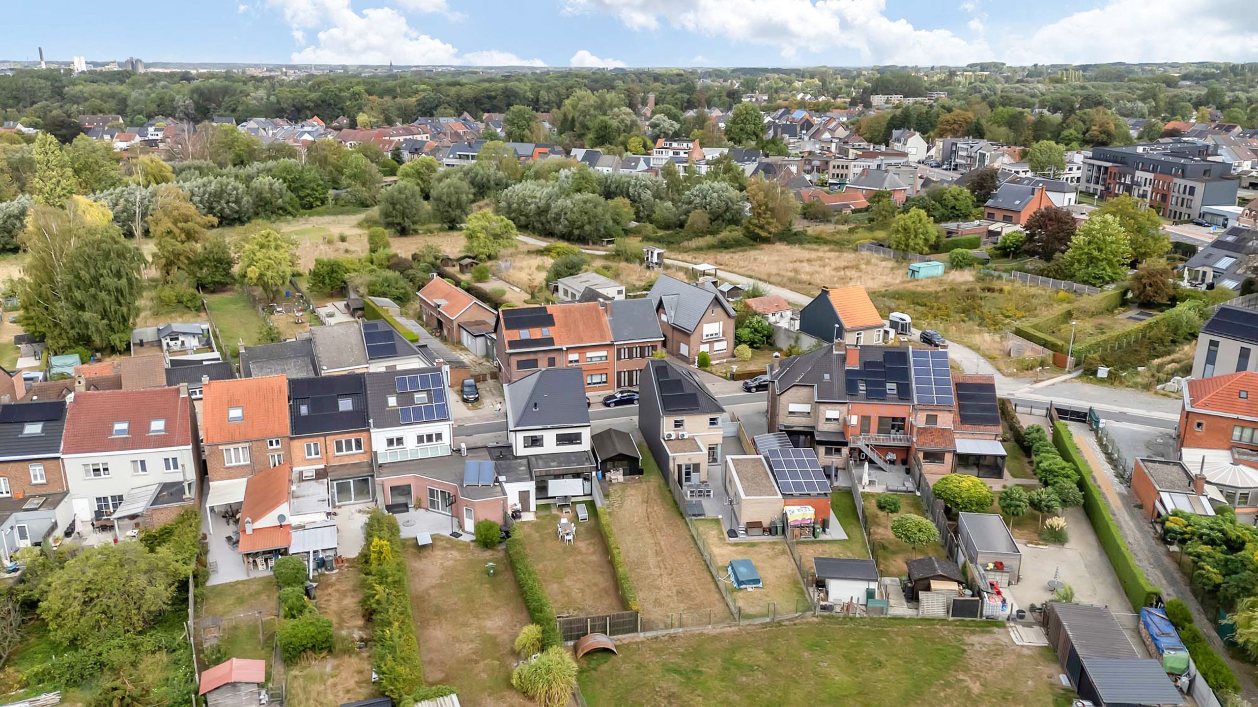 Rustig gelegen bouwgrond nabij centrum foto 2
