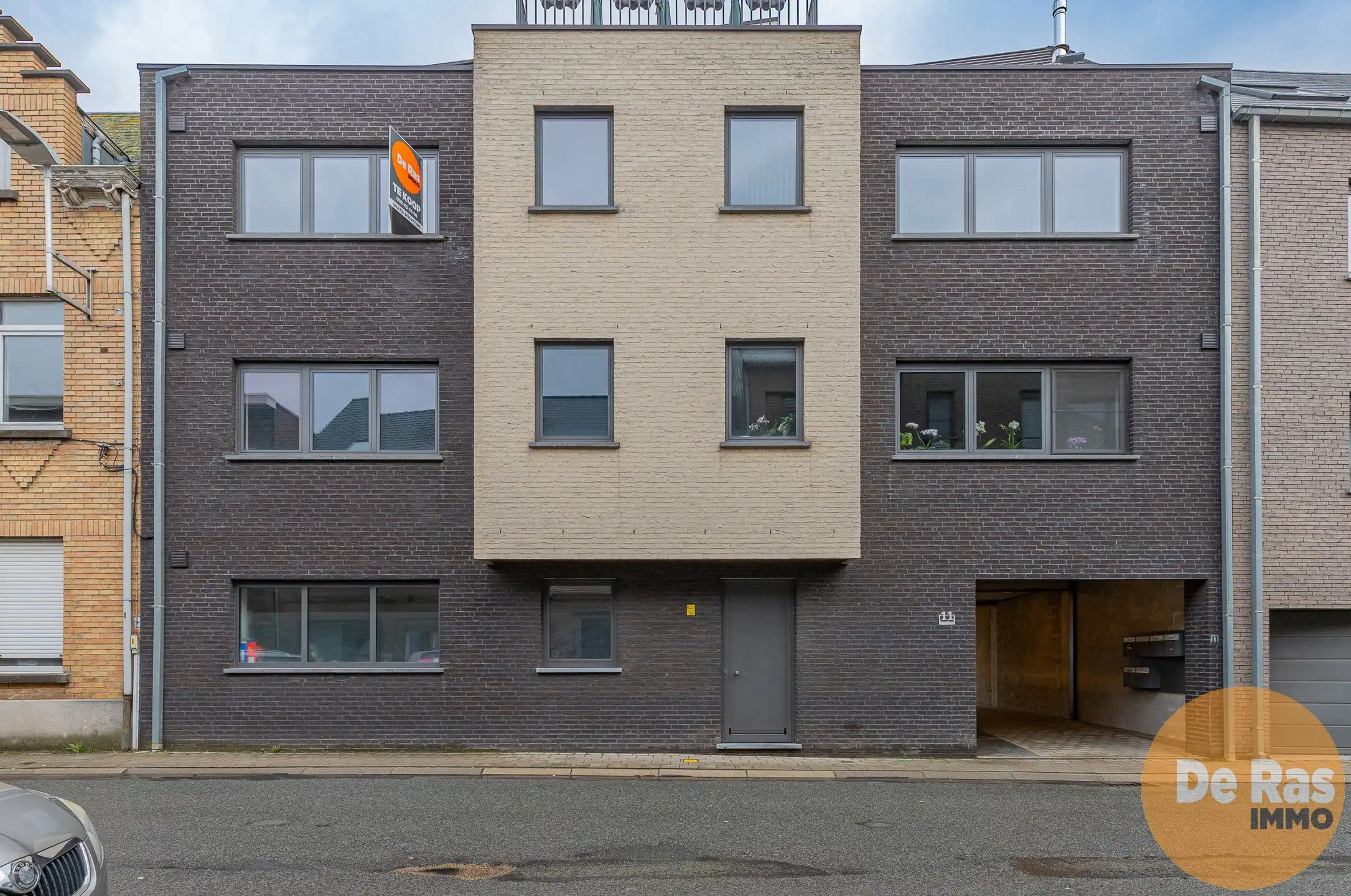 LEDE - Instapklaar appartement met 2 kamers nabij de markt foto {{pictureIndex}}