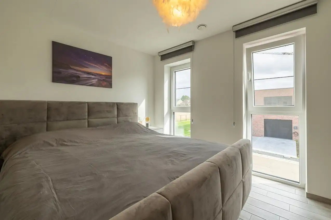Instapklare nieuwbouwwoning in geliefde wijk foto 16