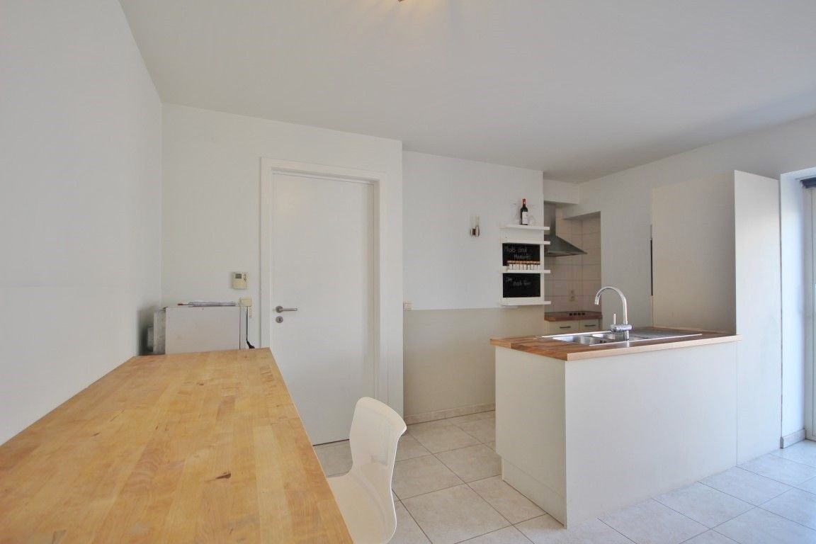 Gezellig appartement vlakbij het centrum met staanplaats foto 10
