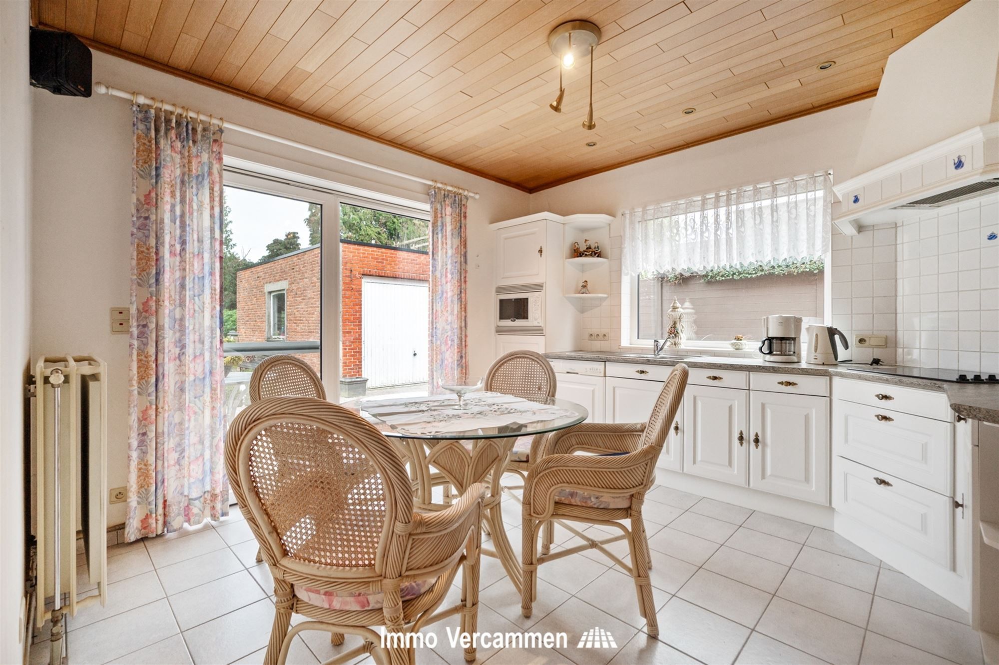 Charmante woning met 2 (mogelijk 3!) slaapkamers te Duffel. foto 6