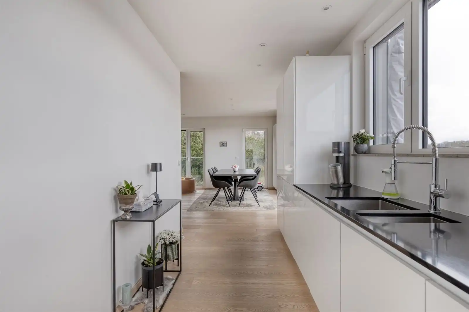Prachtige penthouse met 3 slaapkamers en dubbel terras foto 9