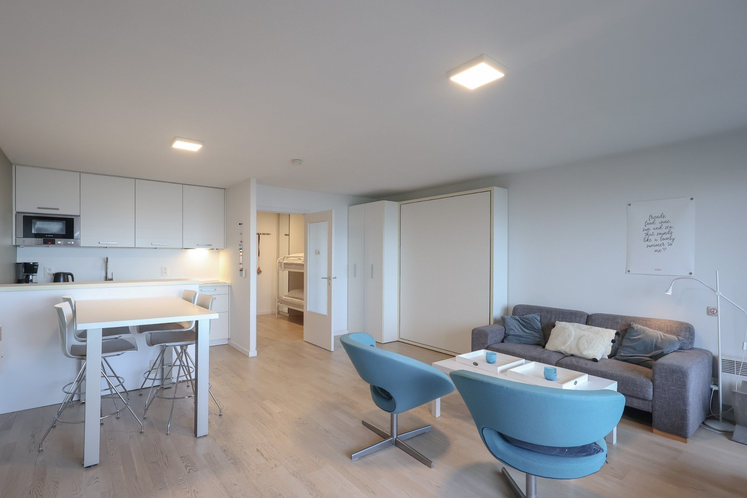 Ruime studio met prachtig zeezicht in de Res. Plaza I foto 2