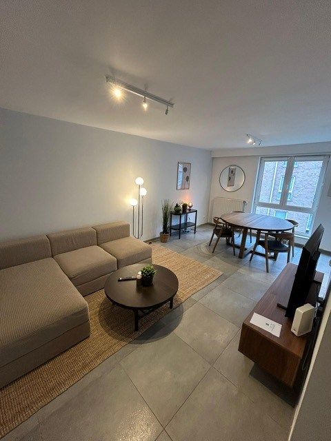 Volledig bemeubeld 1-slaapkamer appartement te Leuven foto {{pictureIndex}}
