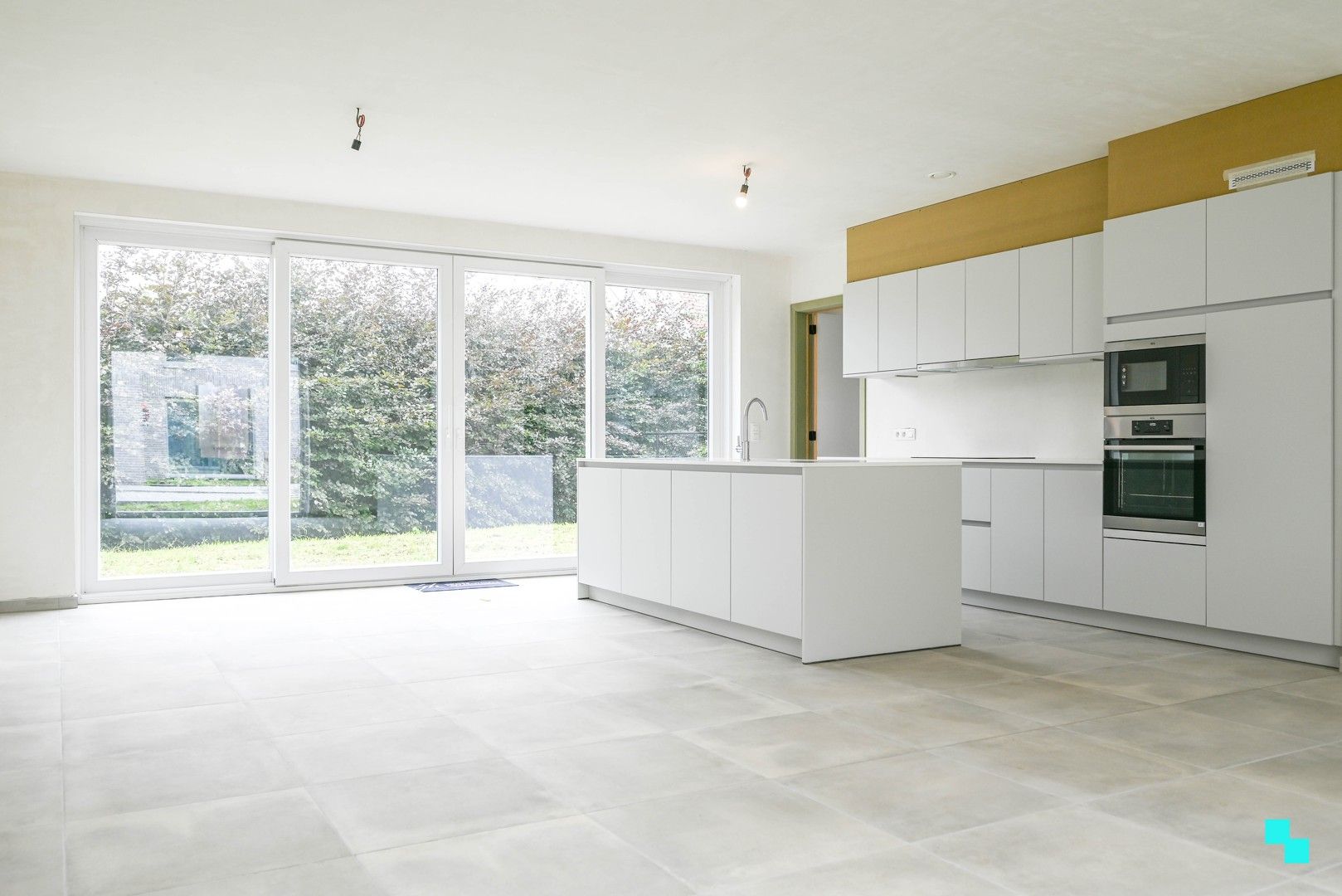 Hedendaagse, energiezuinige nieuwbouwwoning te Waregem foto 2