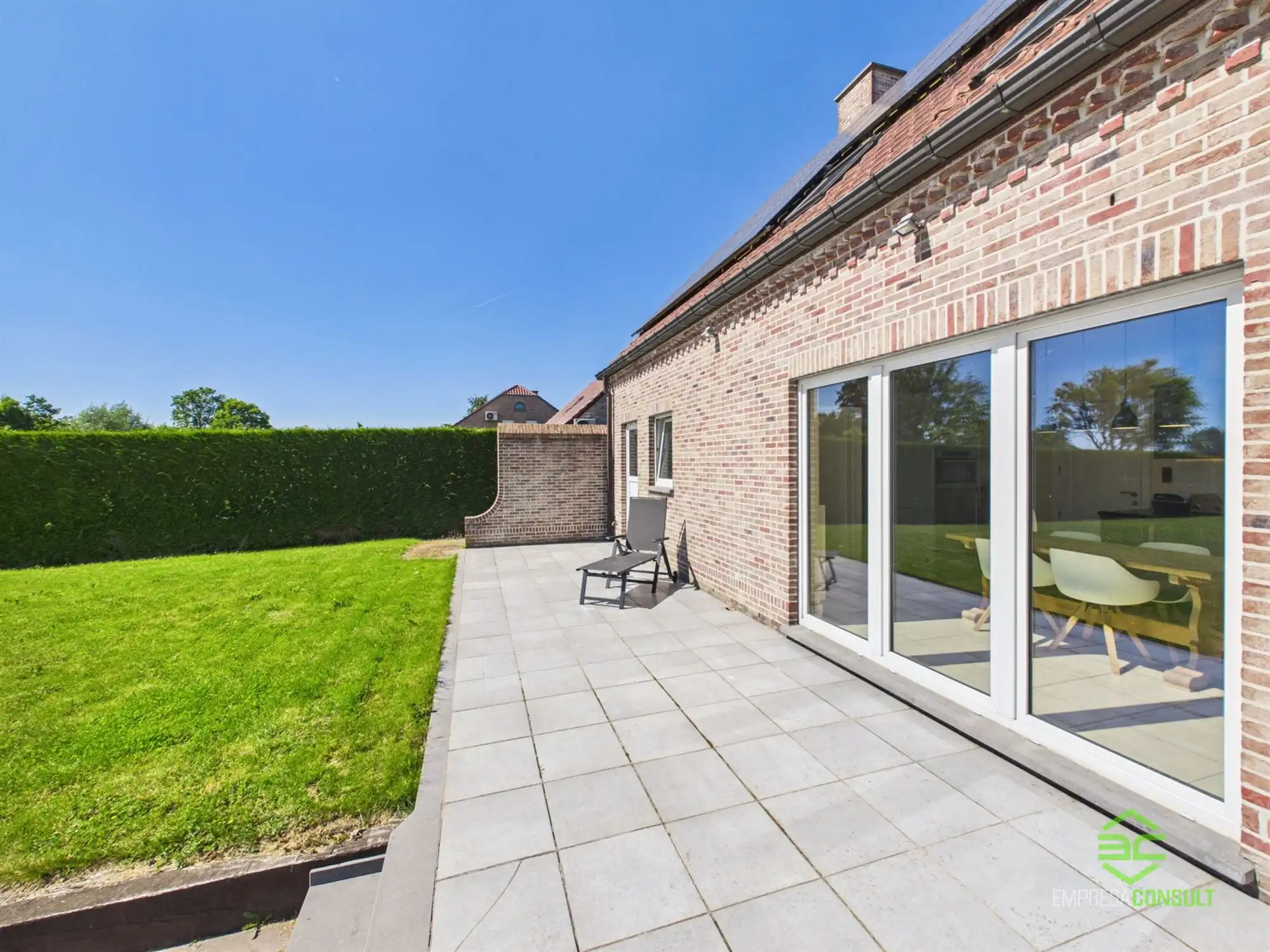 Ruime woning met 4/5 slpk en dubbele garage op 12a 50ca! foto 26
