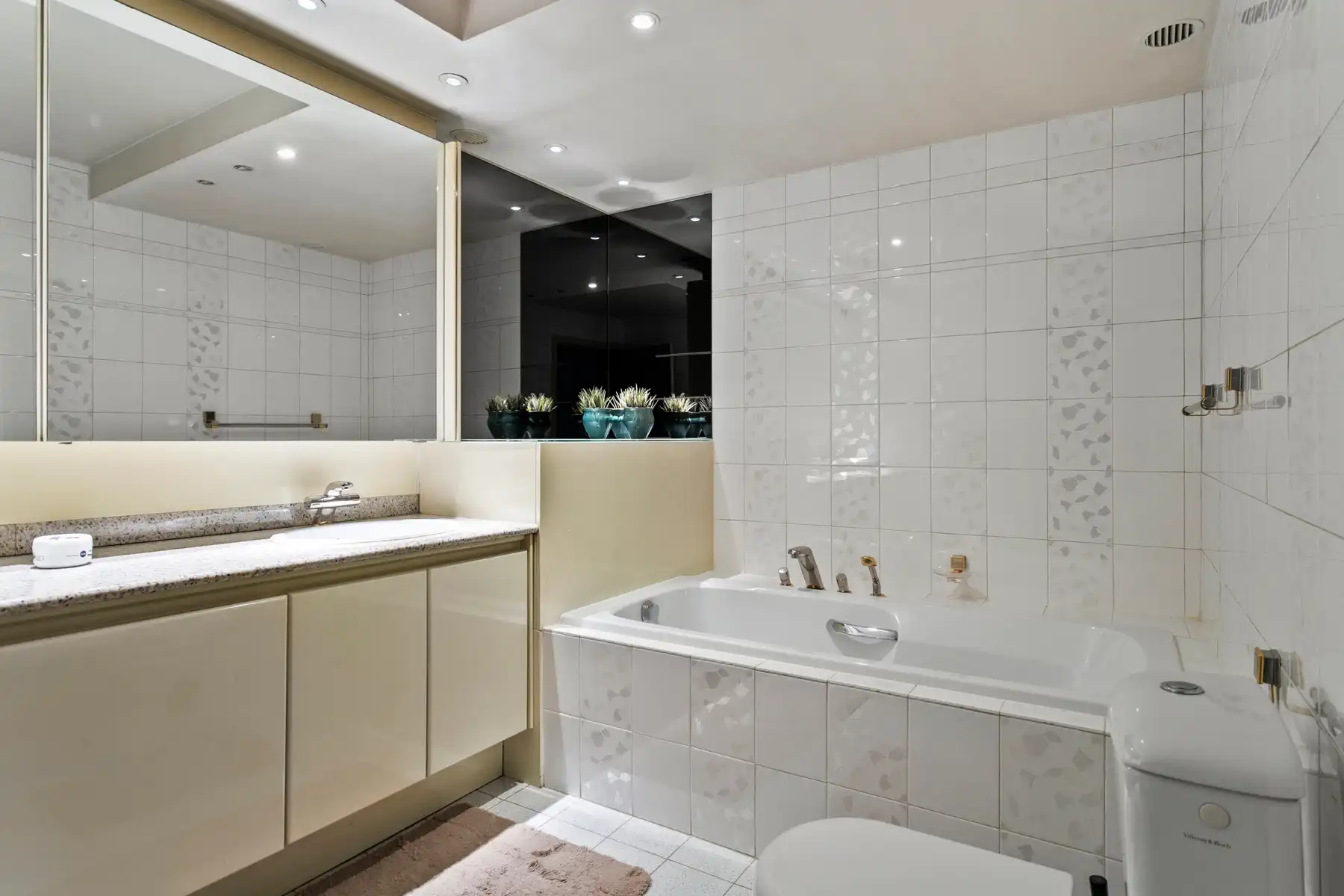 Villa met 4 slaapkamers en prachtig uitzicht op 2399 m² foto 10