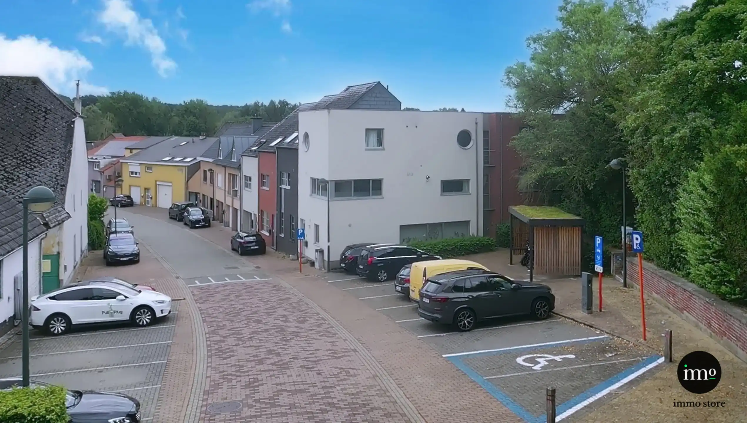Instapklaar appartement met 3 slaapkamers en terras, EPC B en gratis parking voor de deur — in een rustige, goed gelegen buurt van Overijse. foto 2