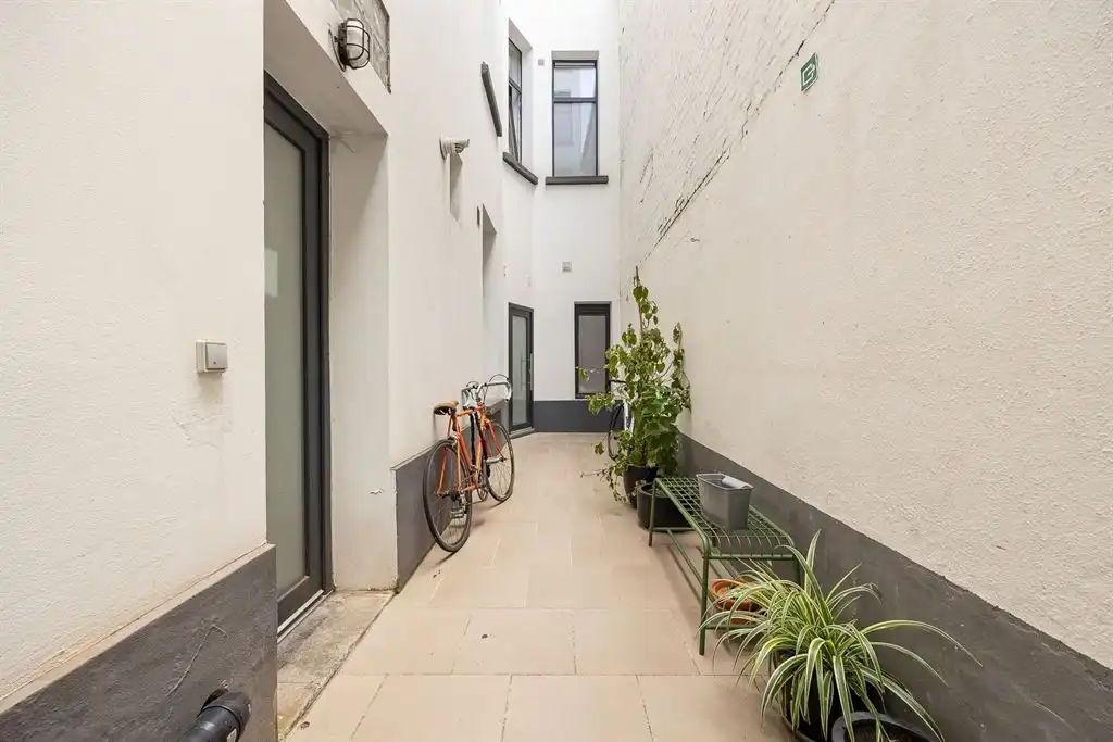 Instapklaar appartement vlakbij Zurenborg foto 11