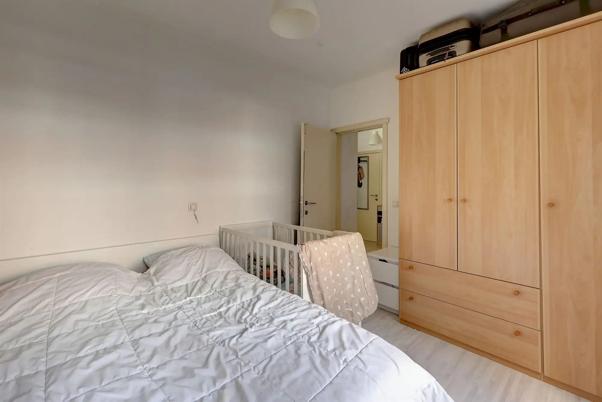 gelijkvloers appartement met drie slaapkamers foto 9