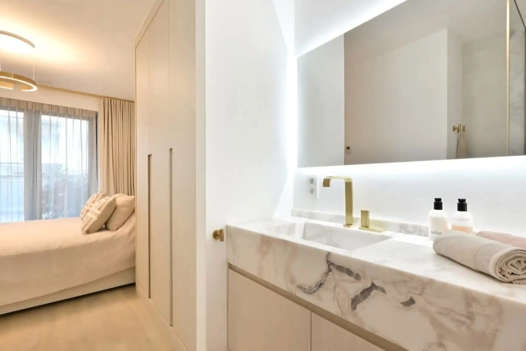 Magnifiek appartement met luxueuze materialen, hartje Zoute foto 20