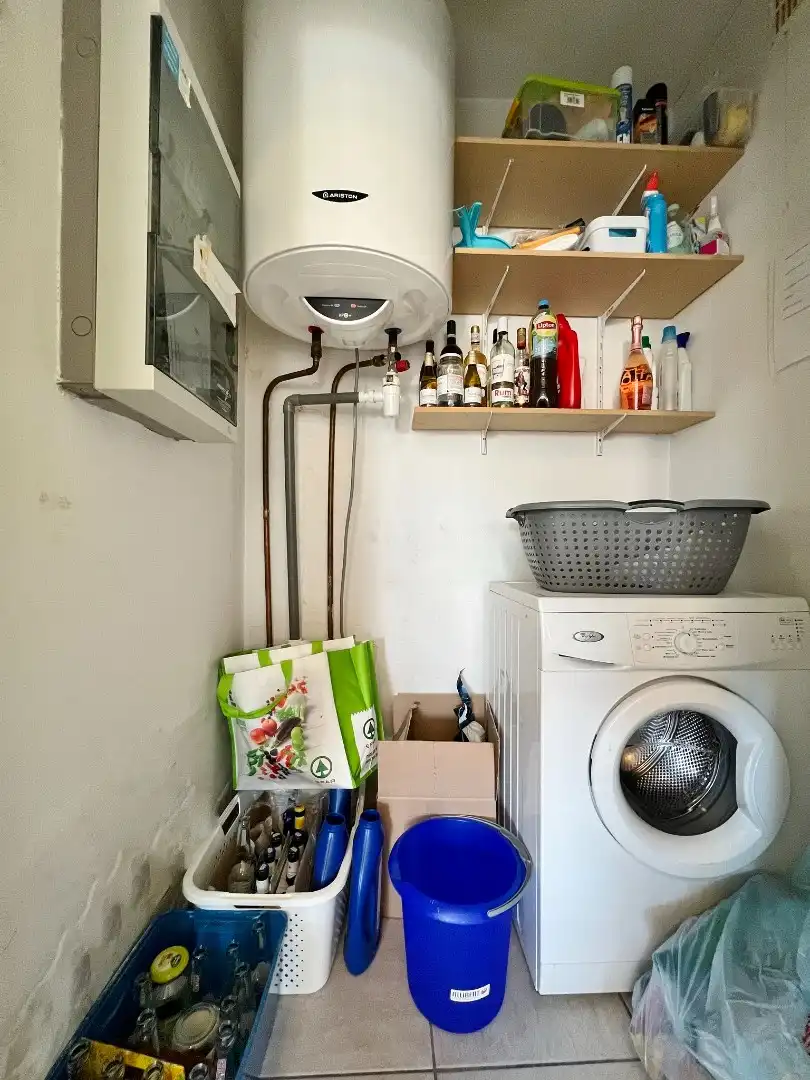 Rustig en tevens centraal gelegen appartement met ruim terras en garage.  foto 6