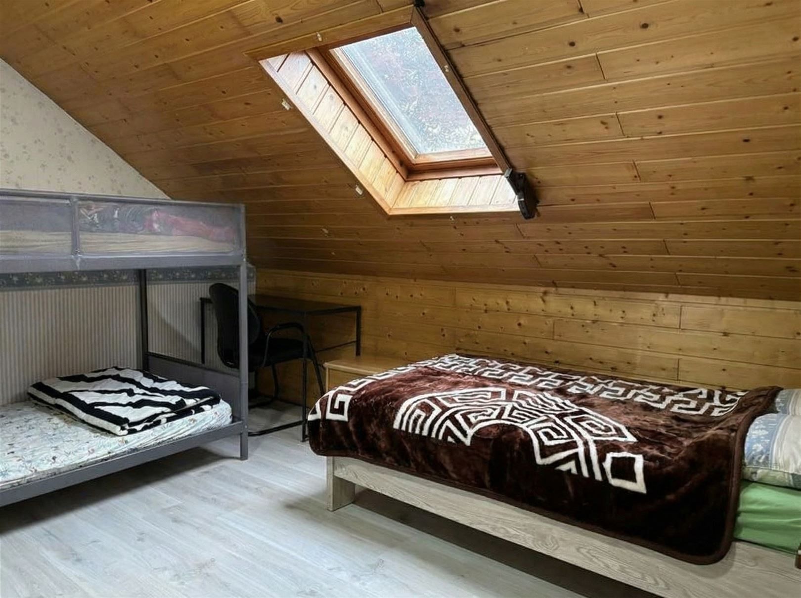 Woning centrum Stekene met mooie tuin foto 11