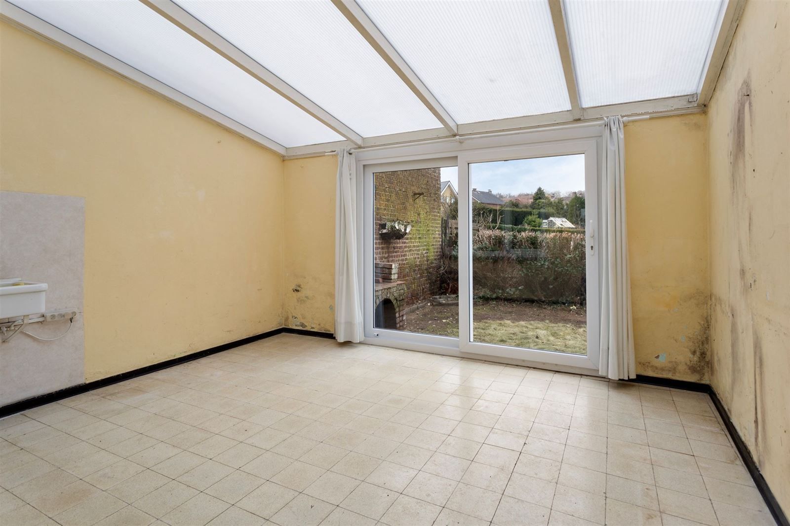 Woning met 3 à 4 slpks, tuin en garage te Buizingen foto 11