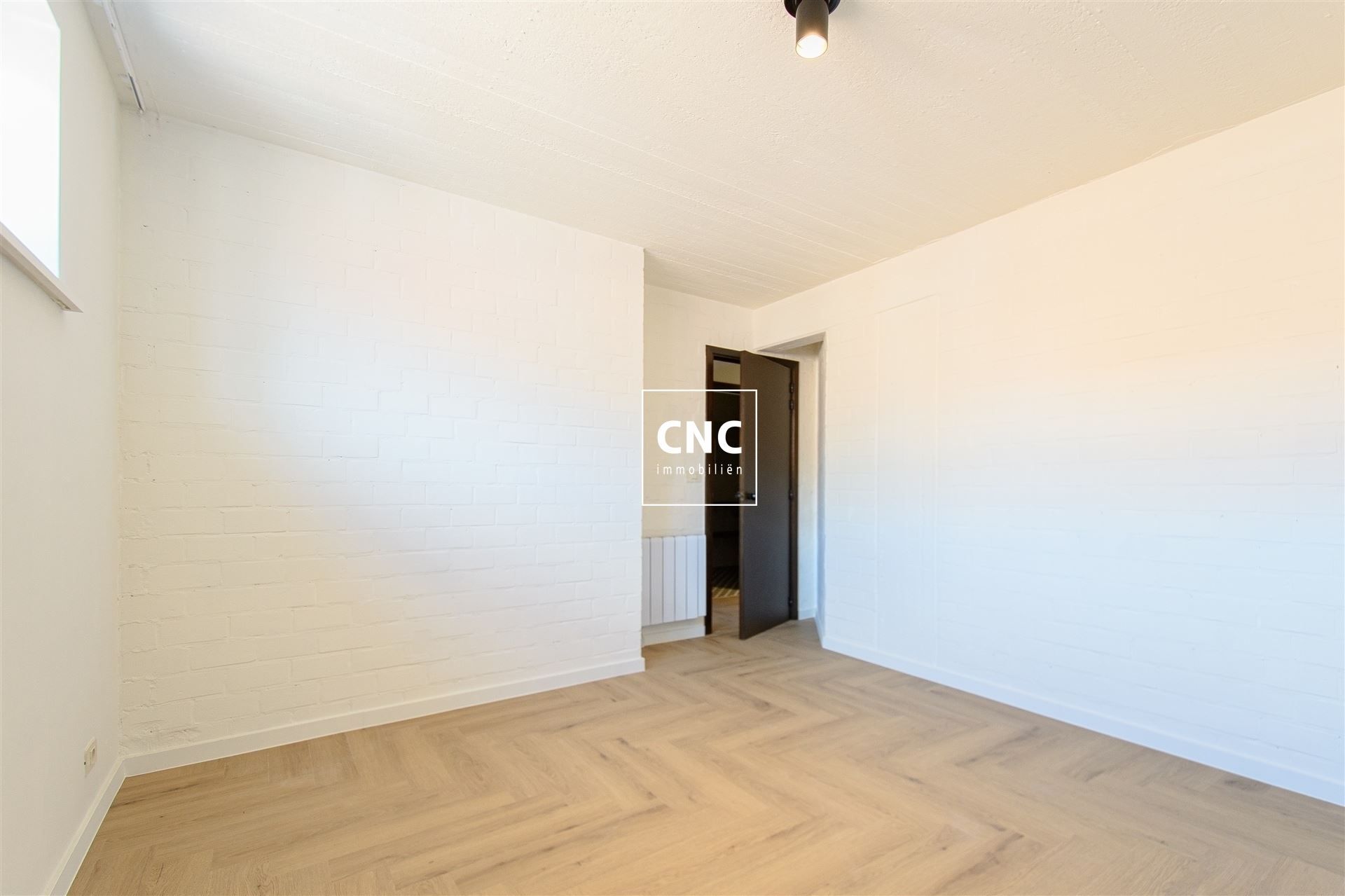 Vintage gerenoveerd duplexappartement op toplocatie nabij zeedijk en centrum van Heist foto 17