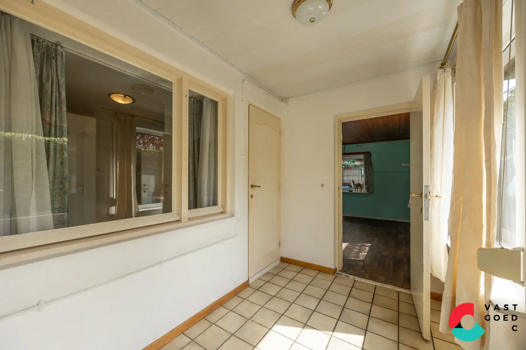 Te renoveren gezinswoning in het centrum van Hamont-Achel foto 15