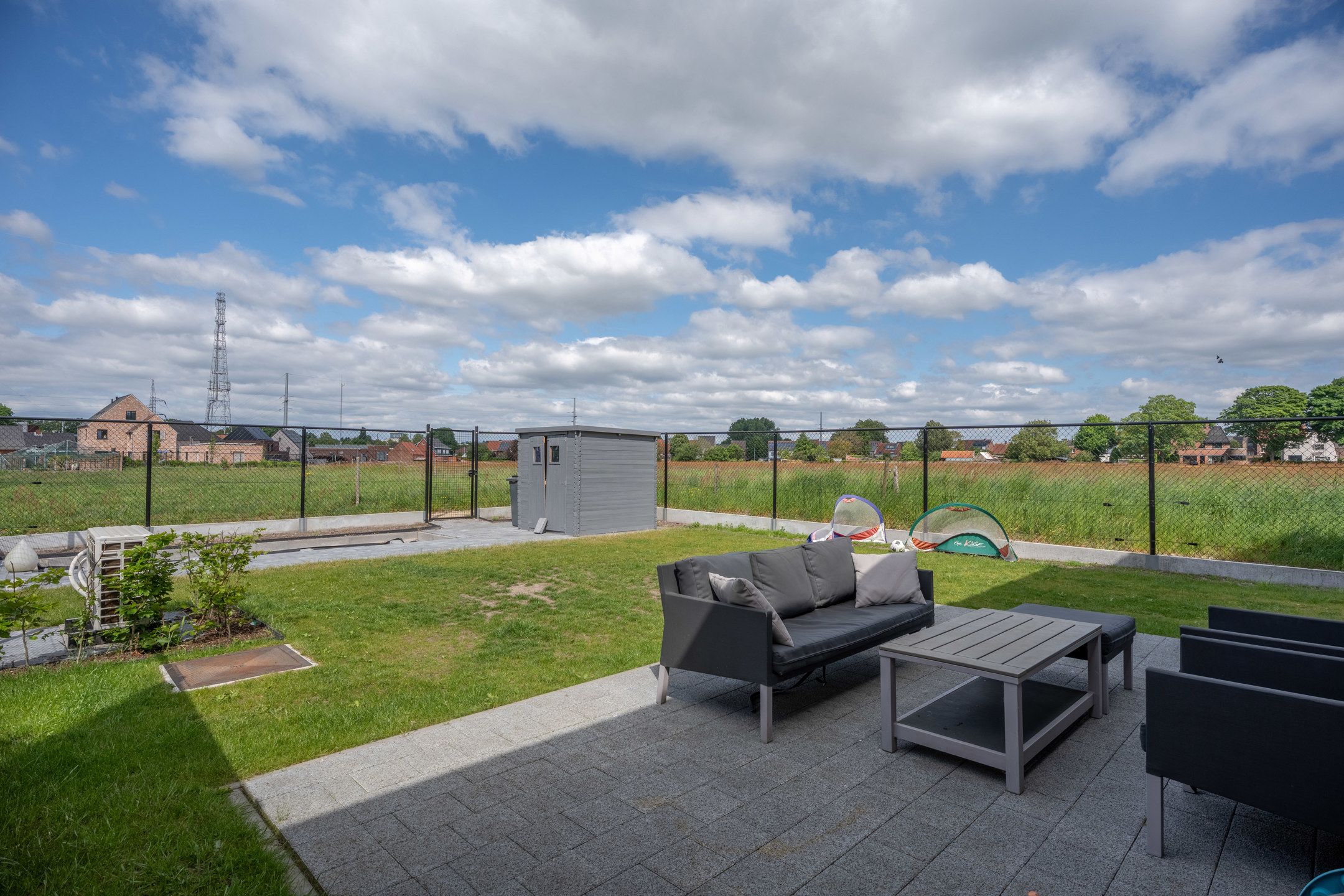 Energiezuinige nieuwbouwwoning met 4 slpk en privé tuin. foto 24