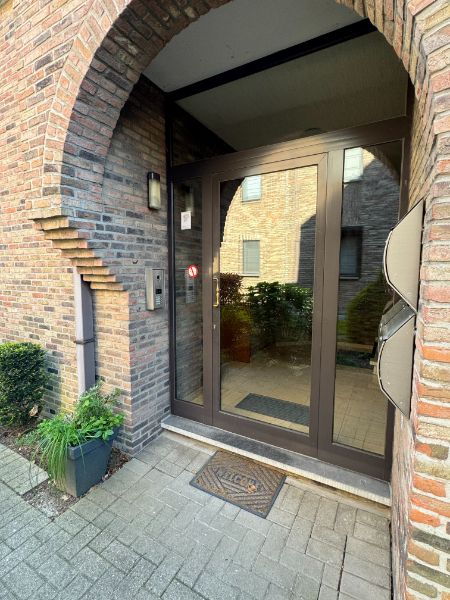 Gezellig appartement met 3 slaapkamers en garage foto 2