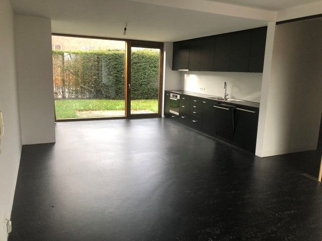 Gelijkvloers appartement met 1 slk foto 2