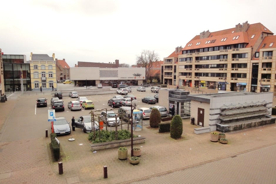 Ondergrondse garagebox te huur in Veurne foto 4