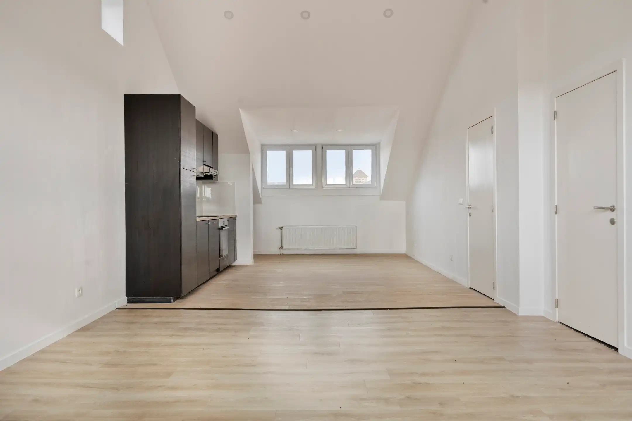 Gerenoveerde penthouse met 2 slaapkamers te centrum Tienen foto 5