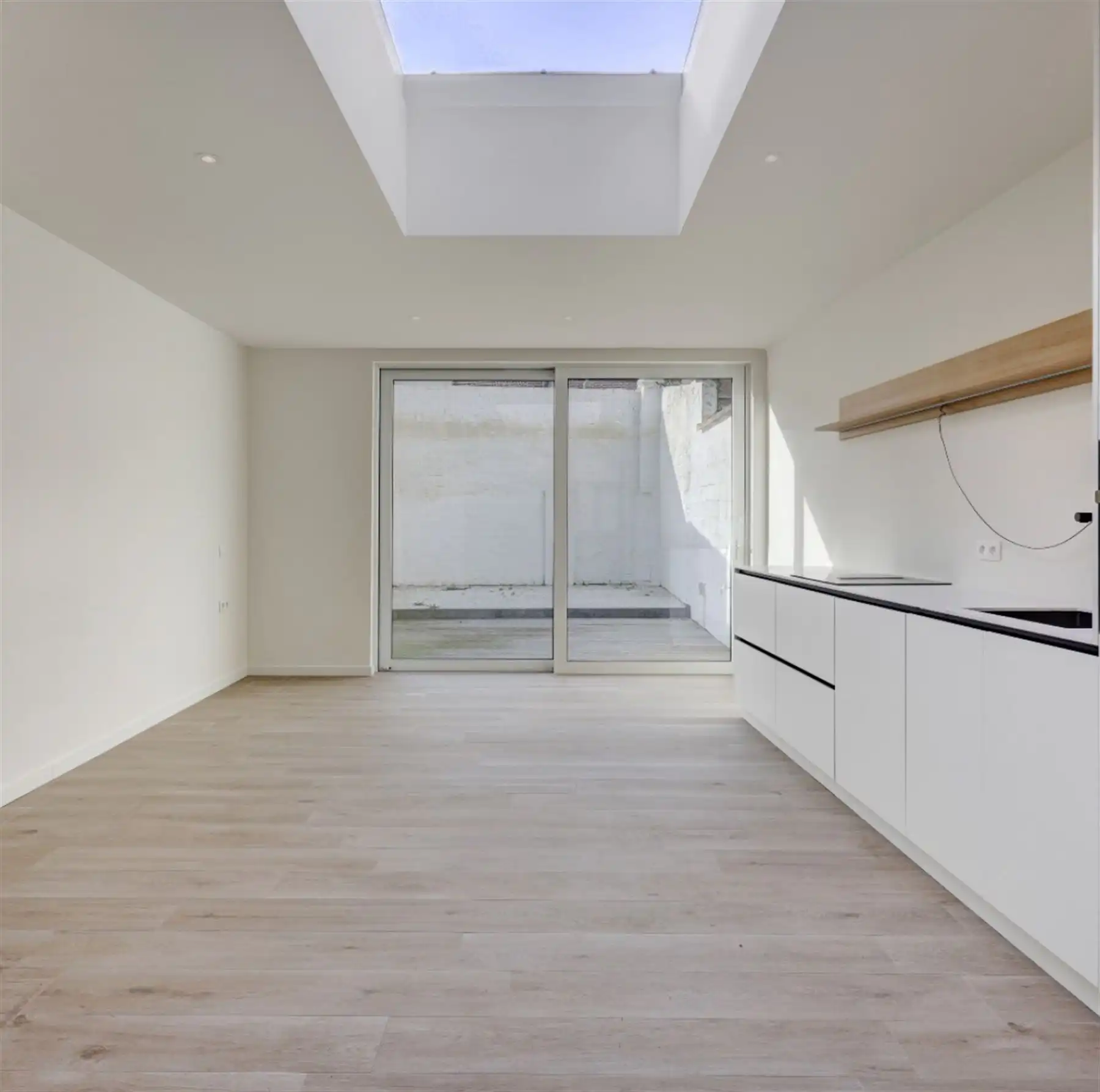 Volledig gerenoveerde woning nabij het centrum! foto 6