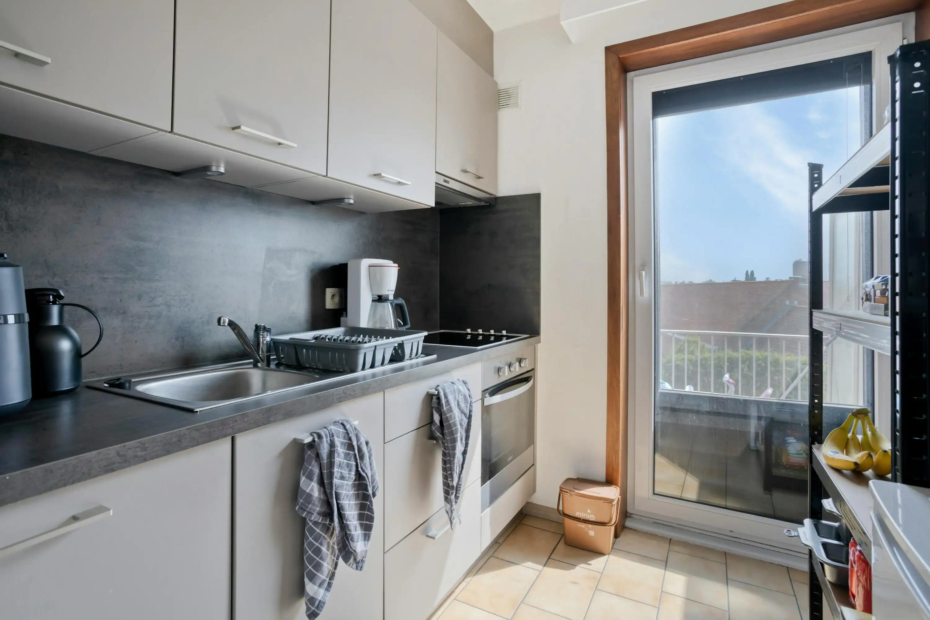 Appartement met prachtig terras te koop in centrum Roeselare foto 8
