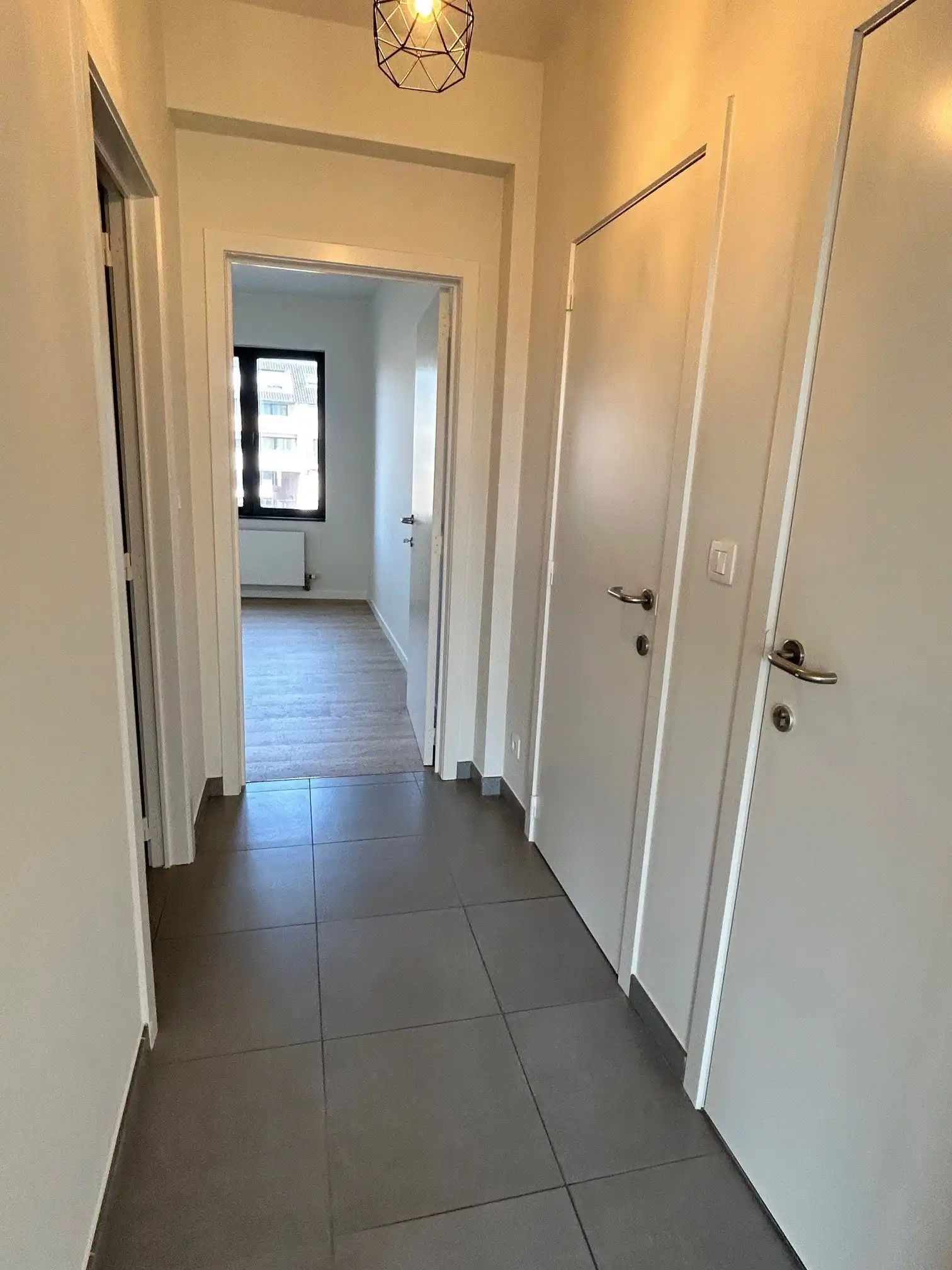 1 SLK APPARTEMENT OP DE MARKT IN BILZEN foto 5