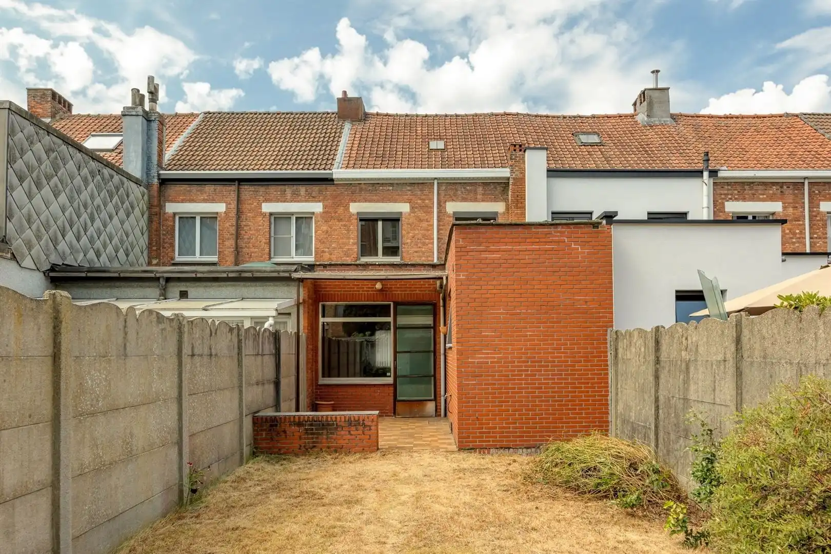 karaktervolle 3-slaapkamerwoning met grote zolder, diepe tuin en berging foto 21