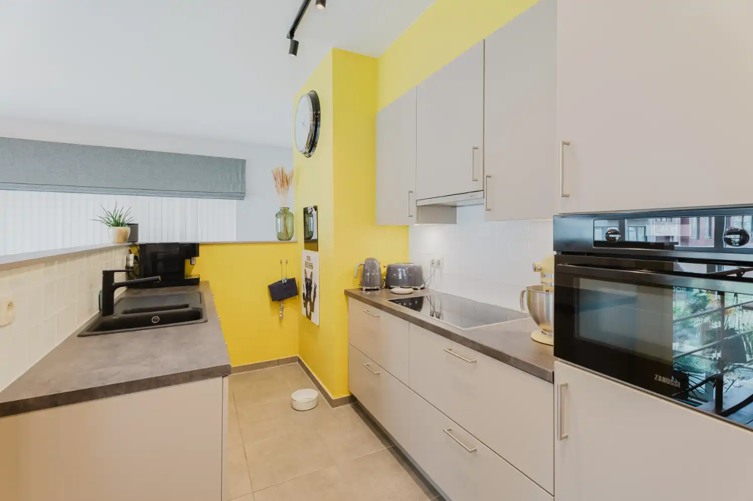 Prachtig instapklaar tweeslaapkamer appartement in hartje Blankenberge foto 3