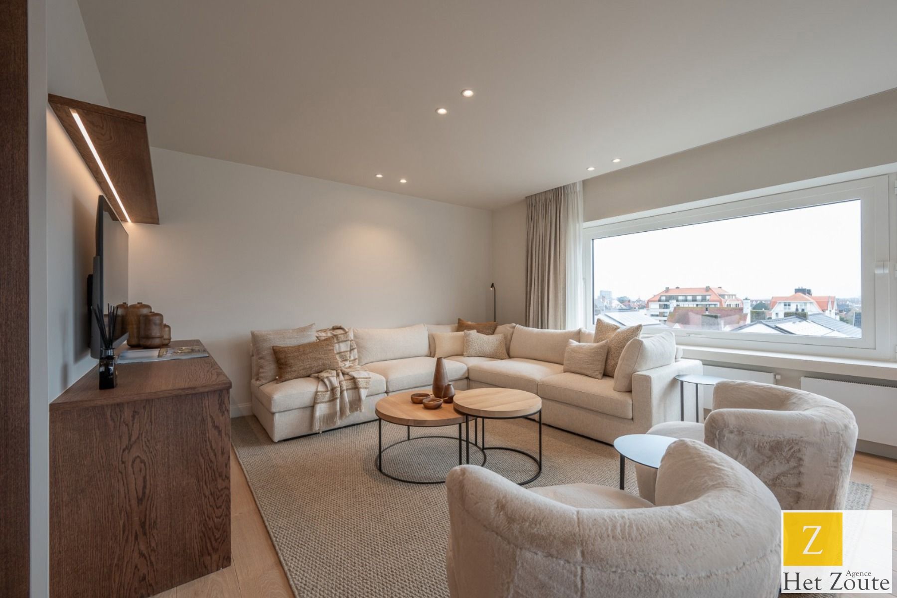Instapklaar hoekappartement inclusief meubels op toplocatie foto 6