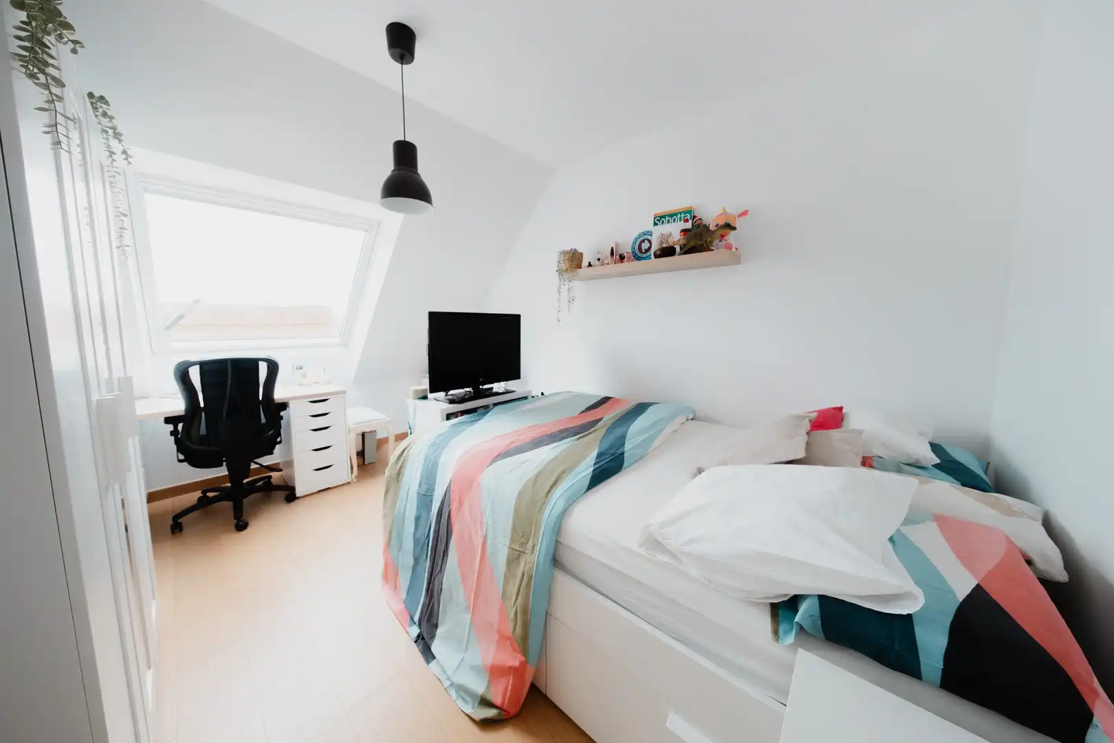 Duplex appartement met 3 slaapkamers, 2 badkamers en 3 autostaanplaatsen. foto 13