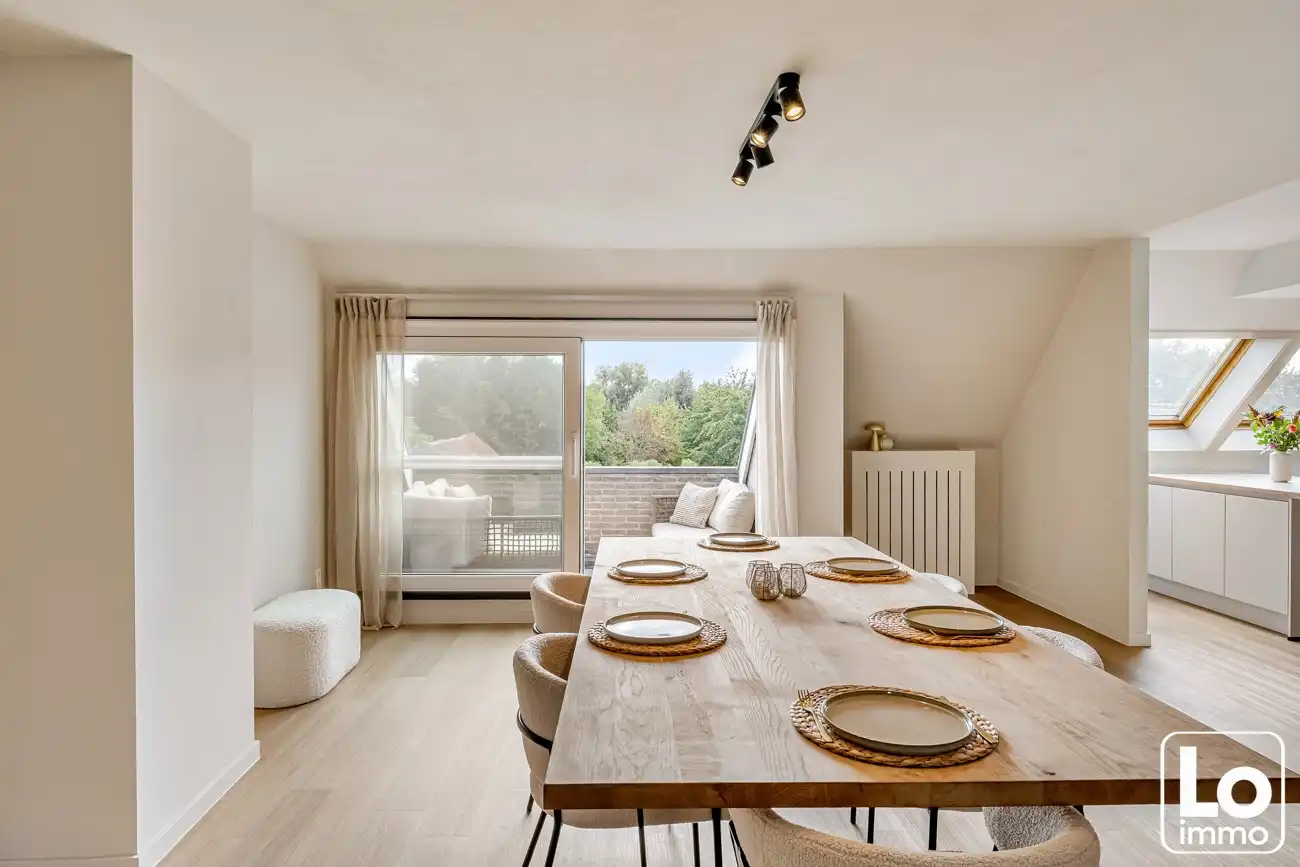 Prachtig gerenoveerd dakappartement van 110m² en zuid gericht terras (5m²) foto 5