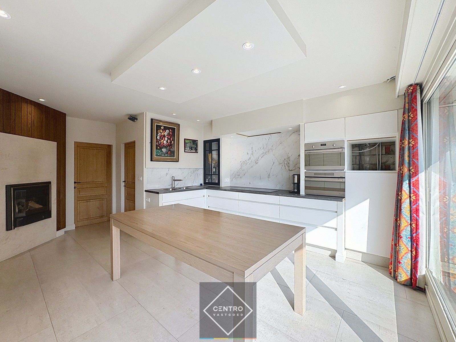INSTAPKLARE woning met 4 slpks, 2 badks, PRAKTIJKRUIMTE en met MAGAZIJN! foto 11