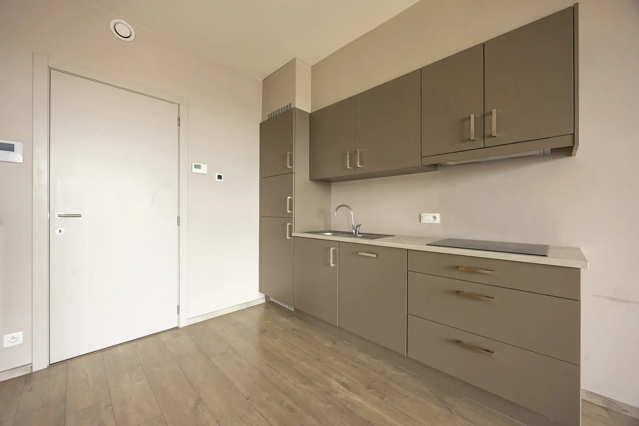 Instapklaar 1slpk app met ruim terras nabij centrum Turnhout foto 7