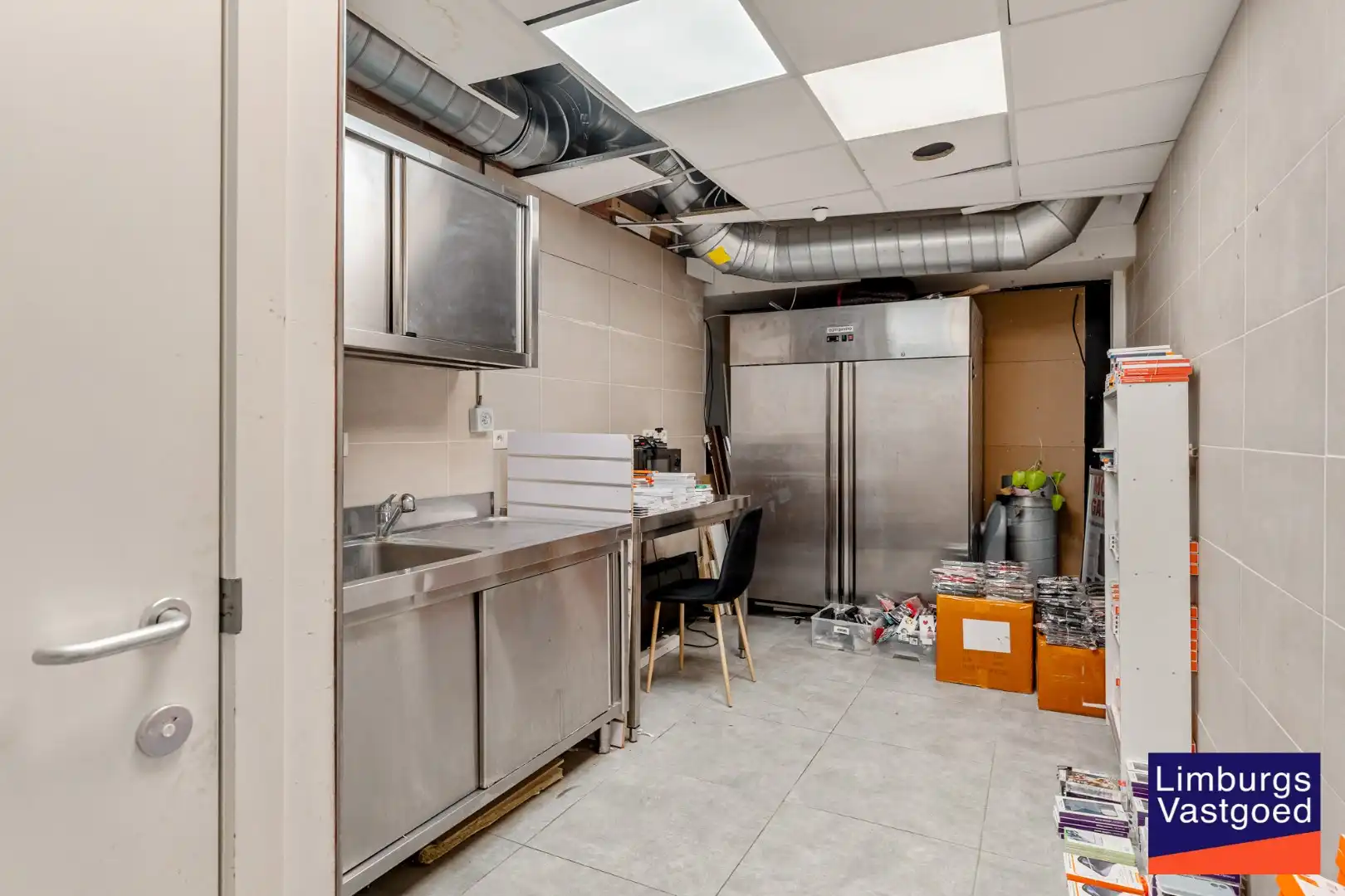 Handelspand gelegen op AAA-locatie, ca. 45m² foto 8