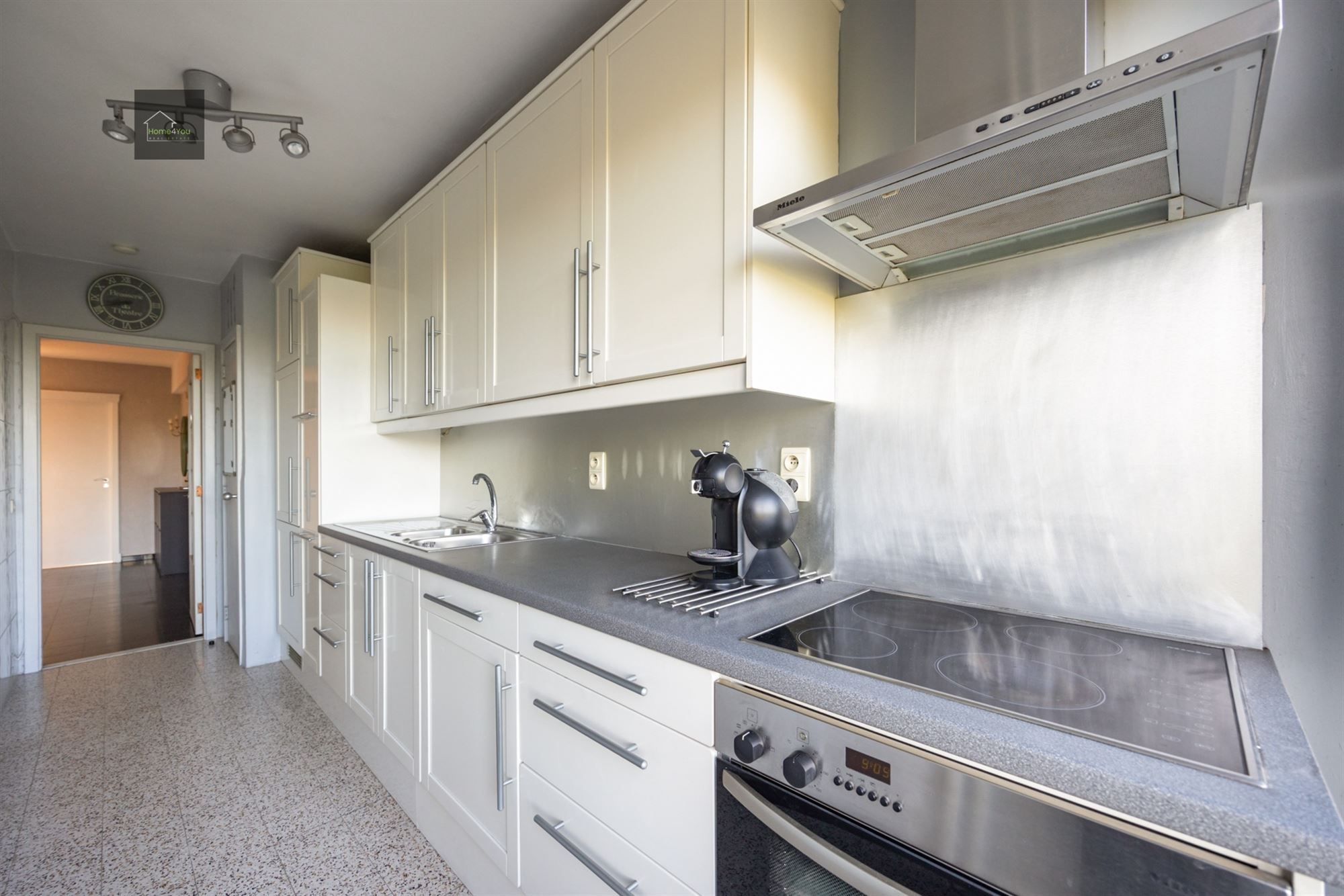Lichtrijk appartement met 2 slaapkamers, autostaanplaats én groen uitzicht foto 10
