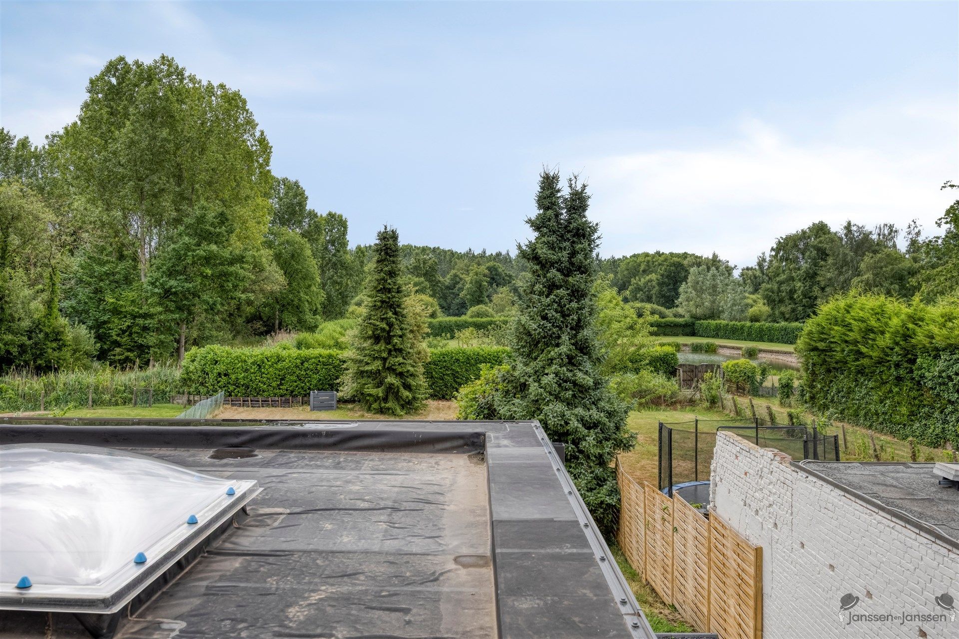 Stijlvolle en energiezuinige woning op een perceel van 6a33ca  foto 17