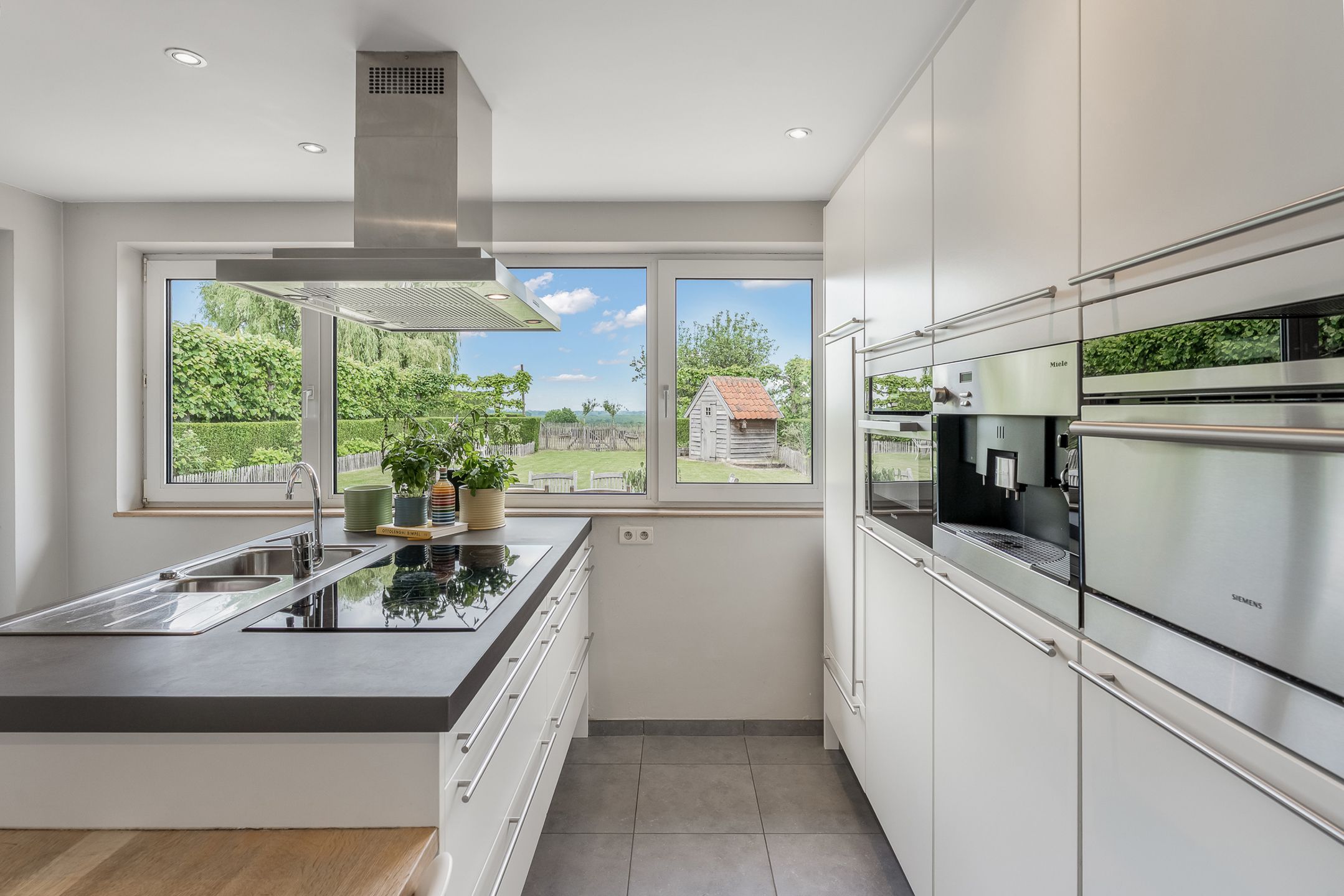 Vrijstaande woning met adembenemend uitzicht foto 17