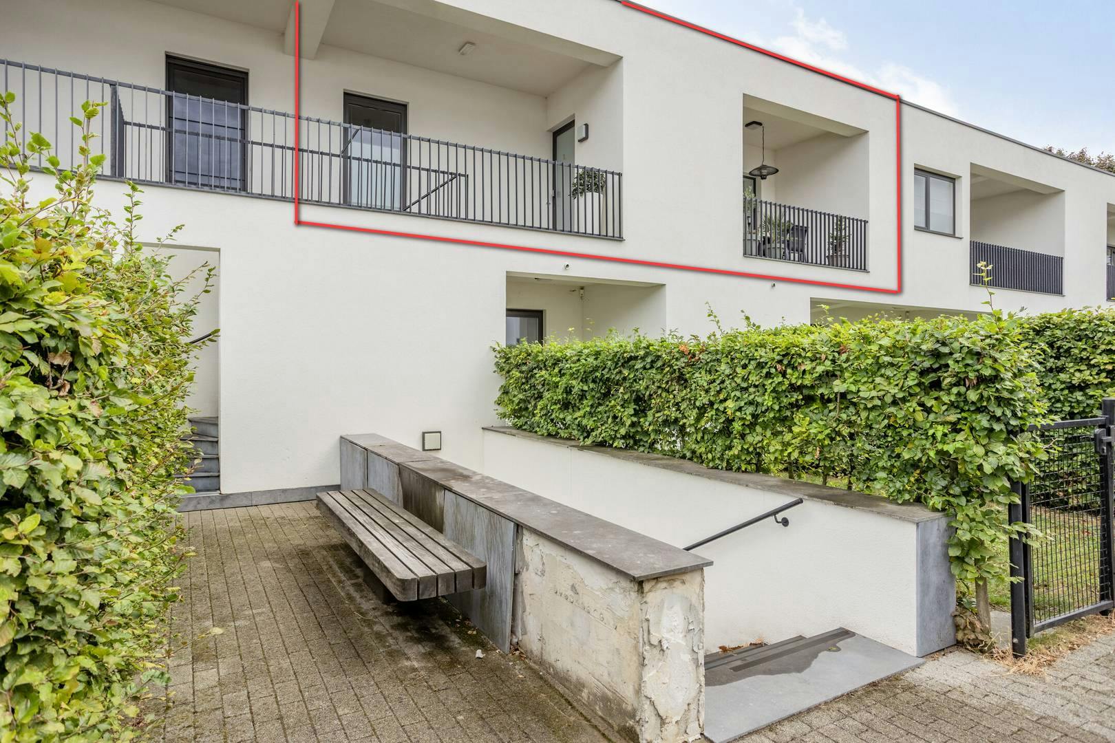 Appartement met 3 slaapkamers in afgesloten woonerf foto 3