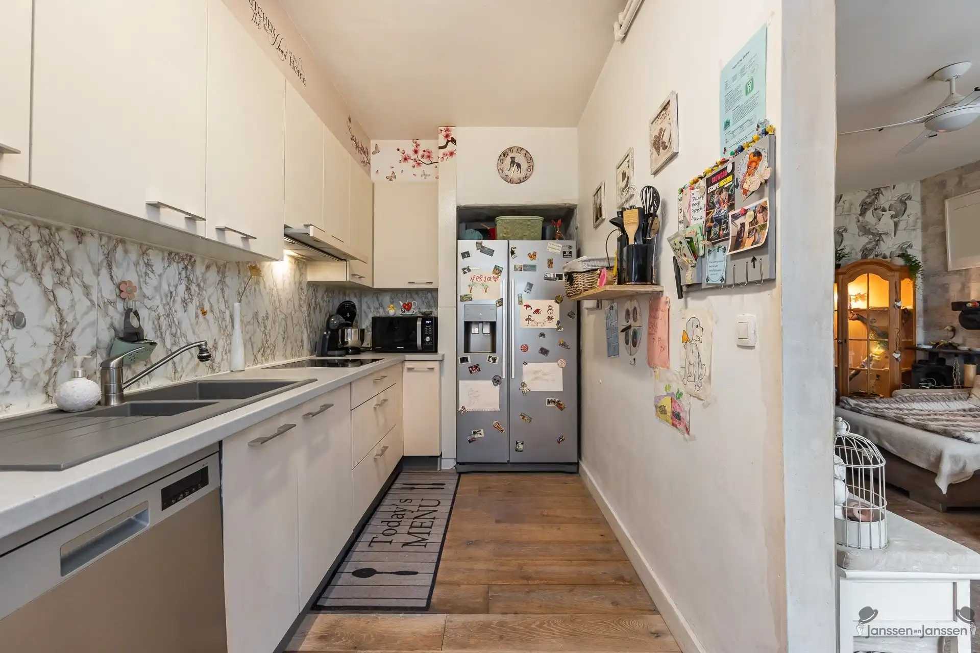 Woning met 3 (mog.4) slk, garage en ruime tuin in Brasschaat foto 4