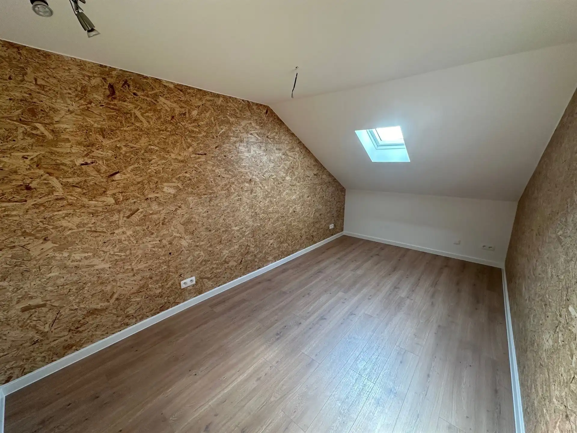 Ruime woning met 3 slaapkamers en groot terras foto 13