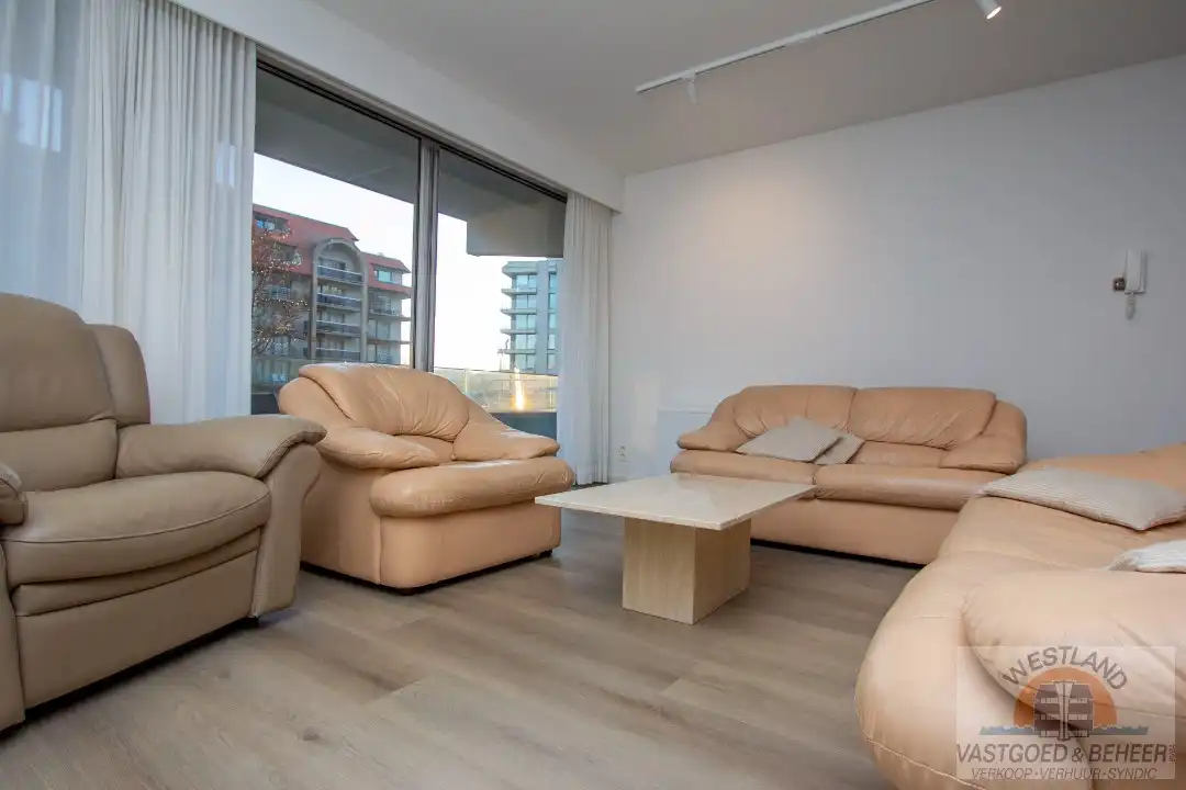 Prachtig appartement met twee slaapkamers foto 14